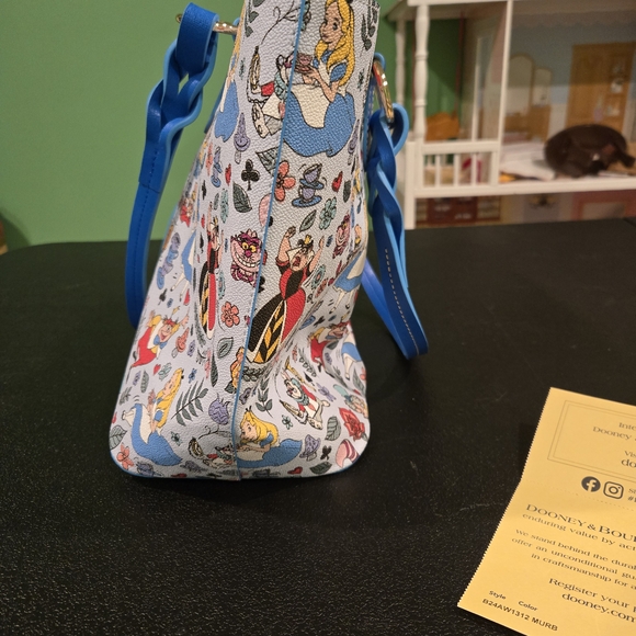 Dooney & Bourke Alice in Wonderland Tote Bag Multicolor NWOT - Picture 11 of 16